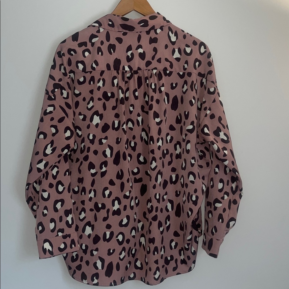 Leopard print button up - Picture 9 of 10